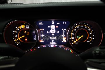 Jeep Wrangler Unlimited Sahara Overland Paket