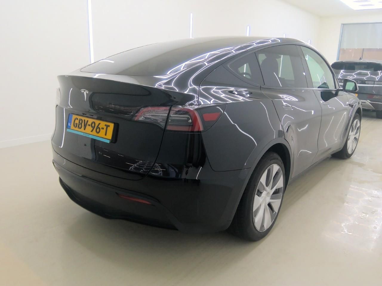 Tesla Model Y Standard RWD Plus 94.7% SoH [ HW4+AMD RY imagem 3