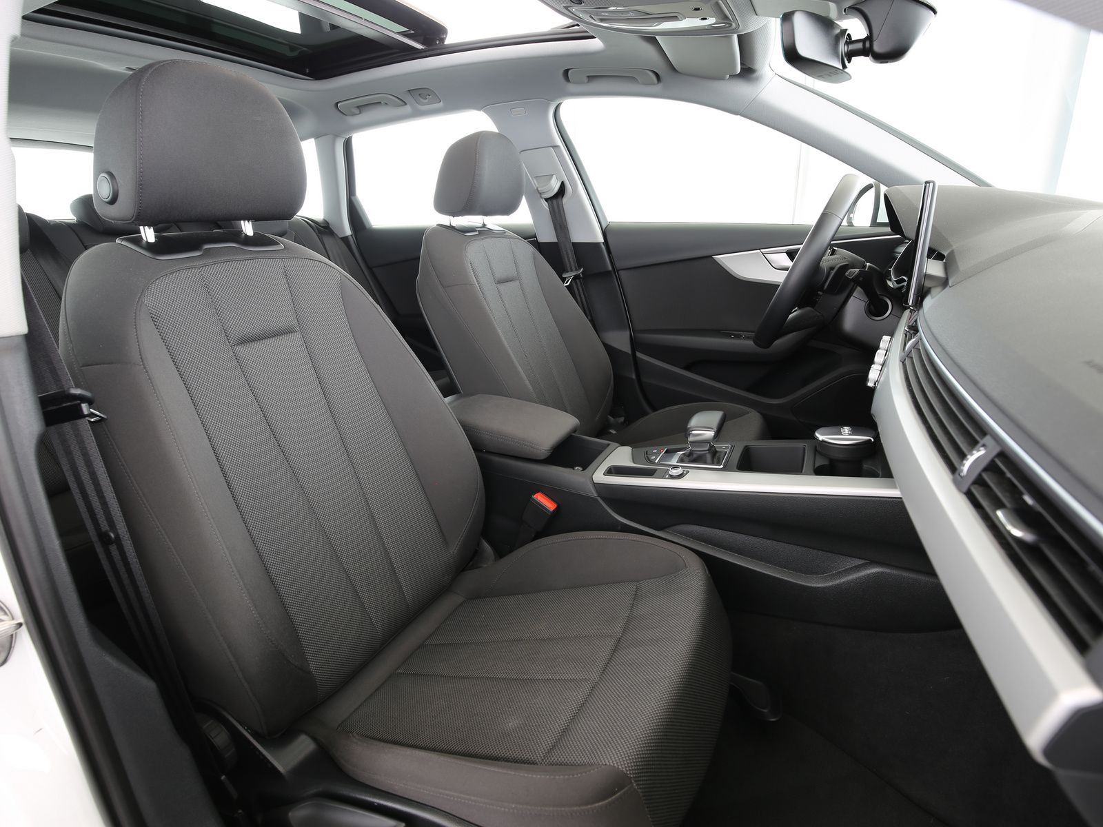 Audi A4 - Bild 18