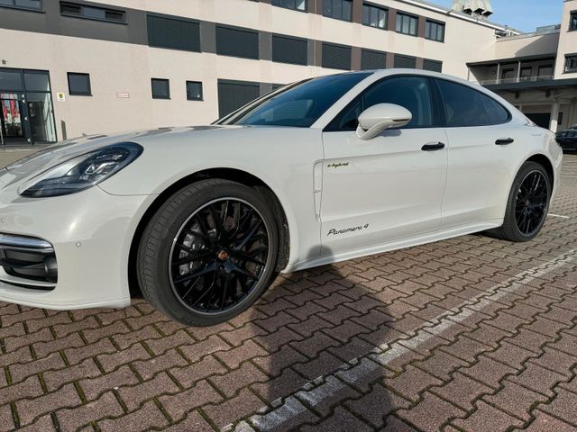 Porsche Panamera 4 E-Hybrid Platinum Edition Platinu...