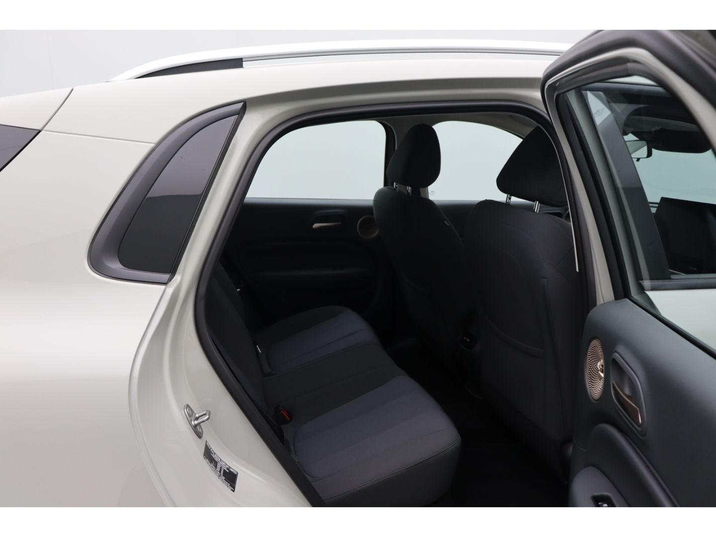 Fahrzeugabbildung GWM ORA 5 Hybrid Premium 360 Kamera ACC SHZ