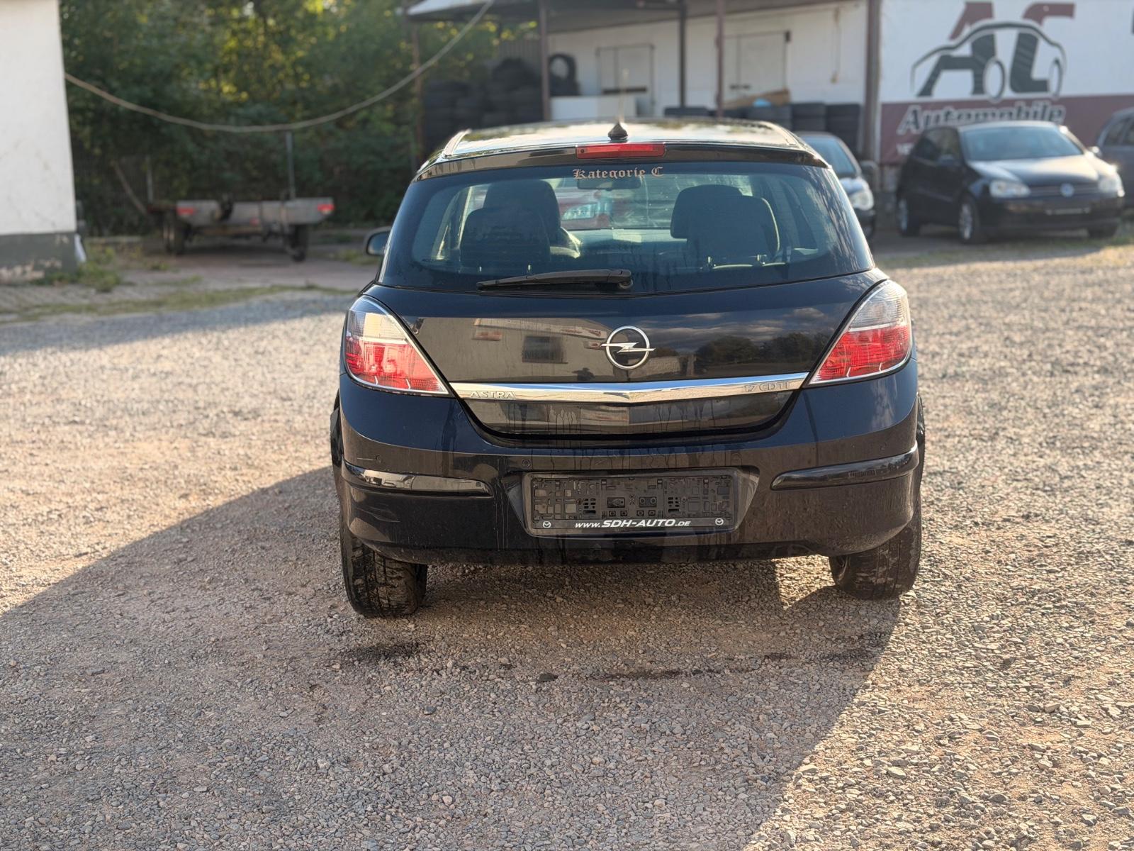 Opel Astra 2007 — photo 6