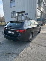 Toyota Avensis combi 2.0