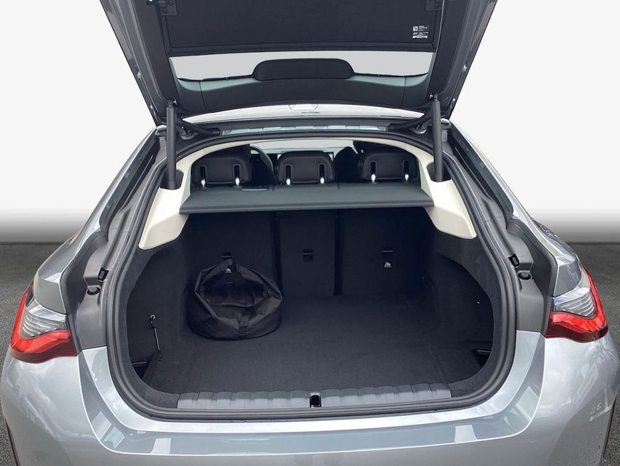 BMW i4 - Bild 10