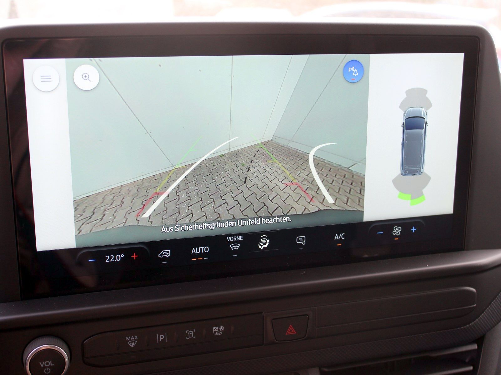 Fahrzeugabbildung Ford Transit Custom 320 L1 Trend FWD Plug-in Hybrid