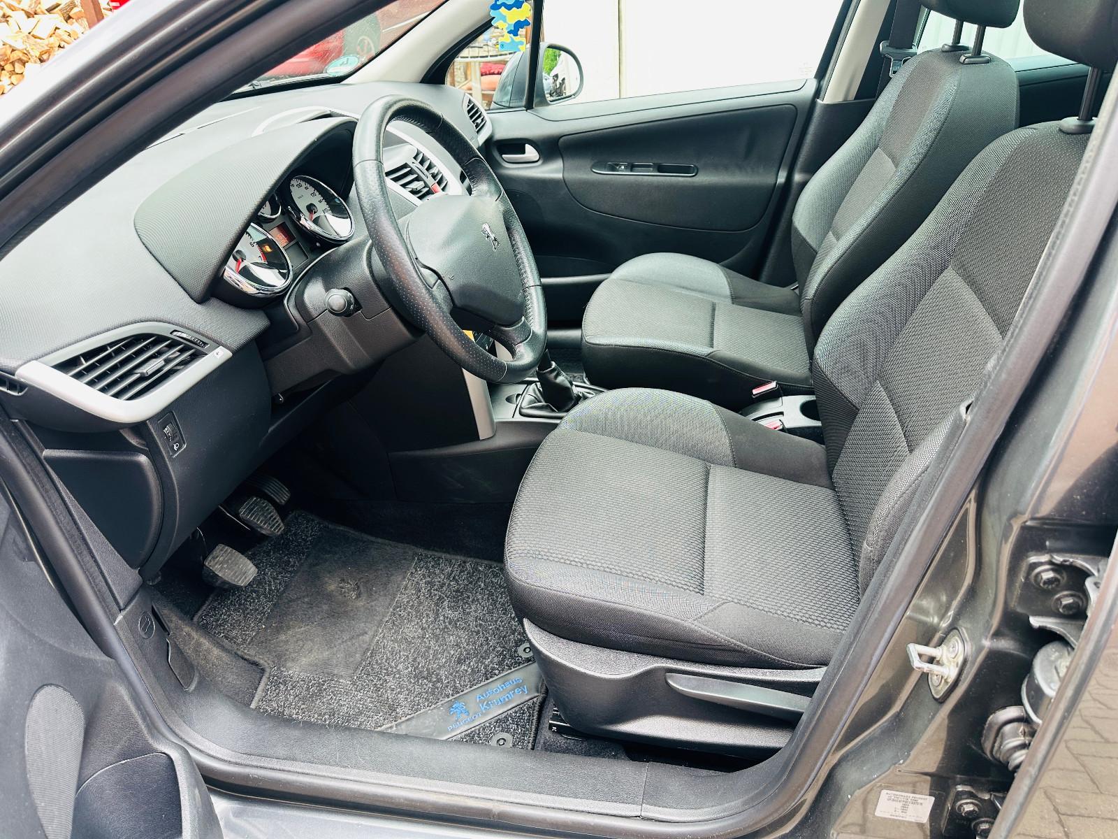 Peugeot 207 2012 — photo 11