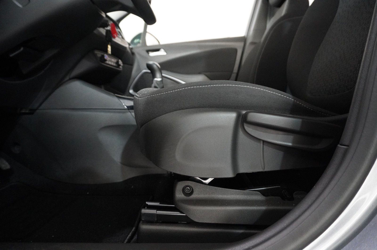 Fahrzeugabbildung Opel Crossland (X) 1.2 EDITION NAVI/LED/KAMERA/DAB+
