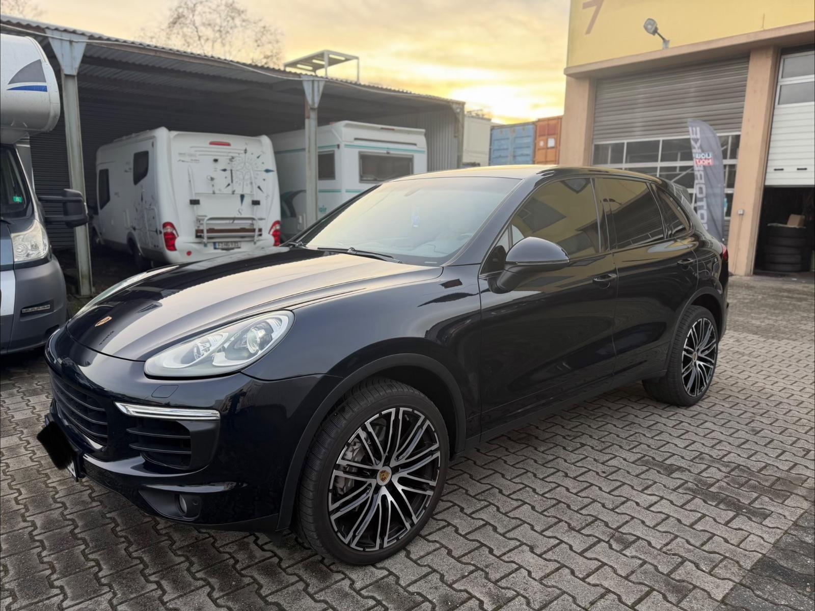 Porsche Cayenne Diesel Panorama Sitzbelüftung Luftfeder