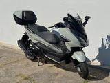 Honda Forza 125 Grau - HONDA ROLLER 125