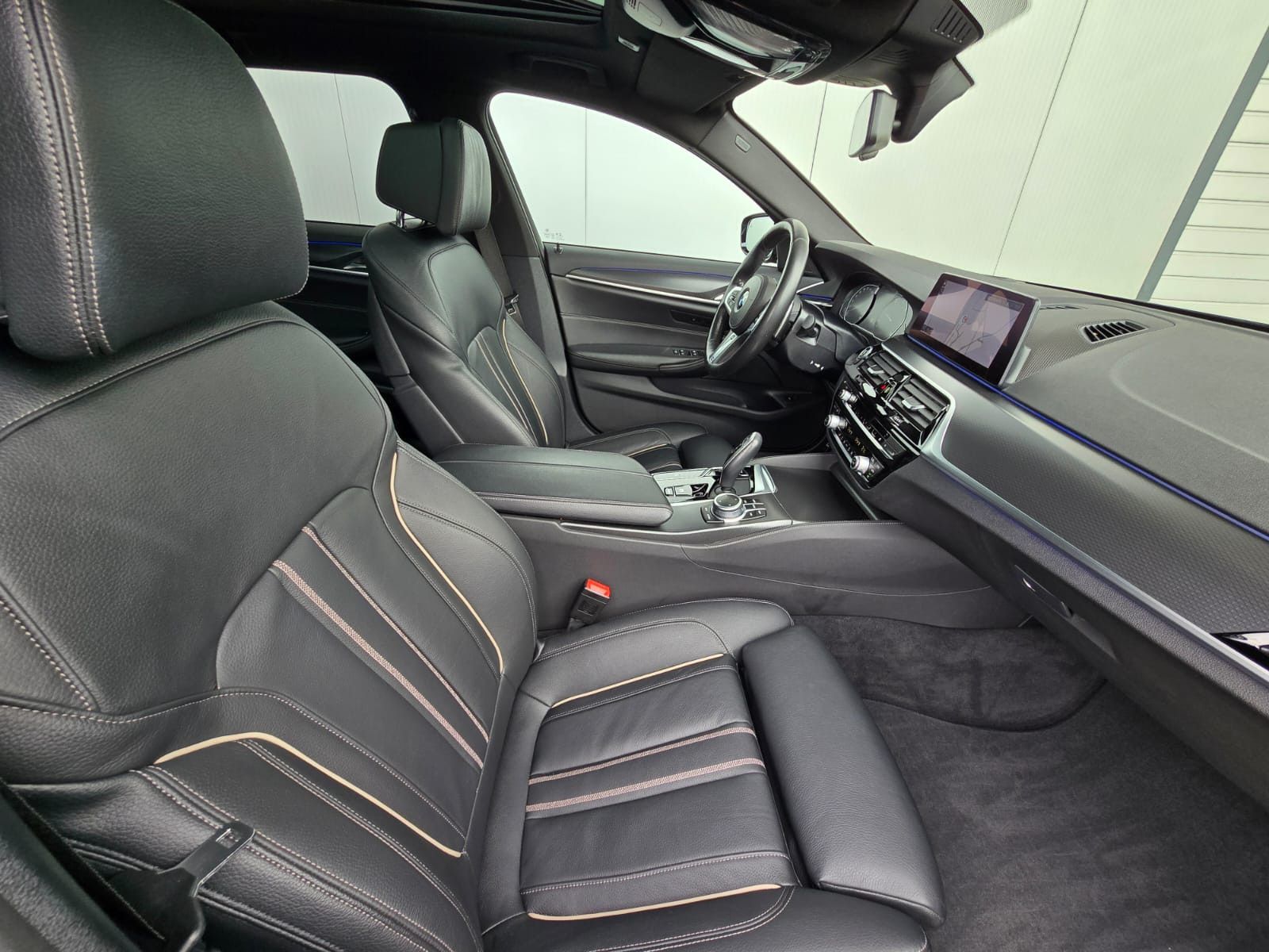 BMW 530d M Sport*FACELIFT*20Zoll,AHK,ACC,Laser,St.Hz foto 15