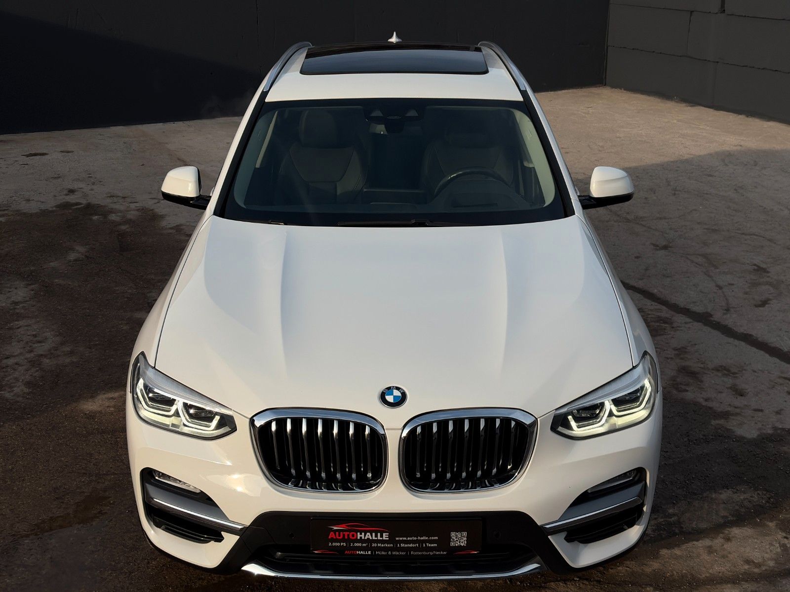 Fahrzeugabbildung BMW X3 xDrive 30i Luxury Line Pano Akustik Komf. HuD