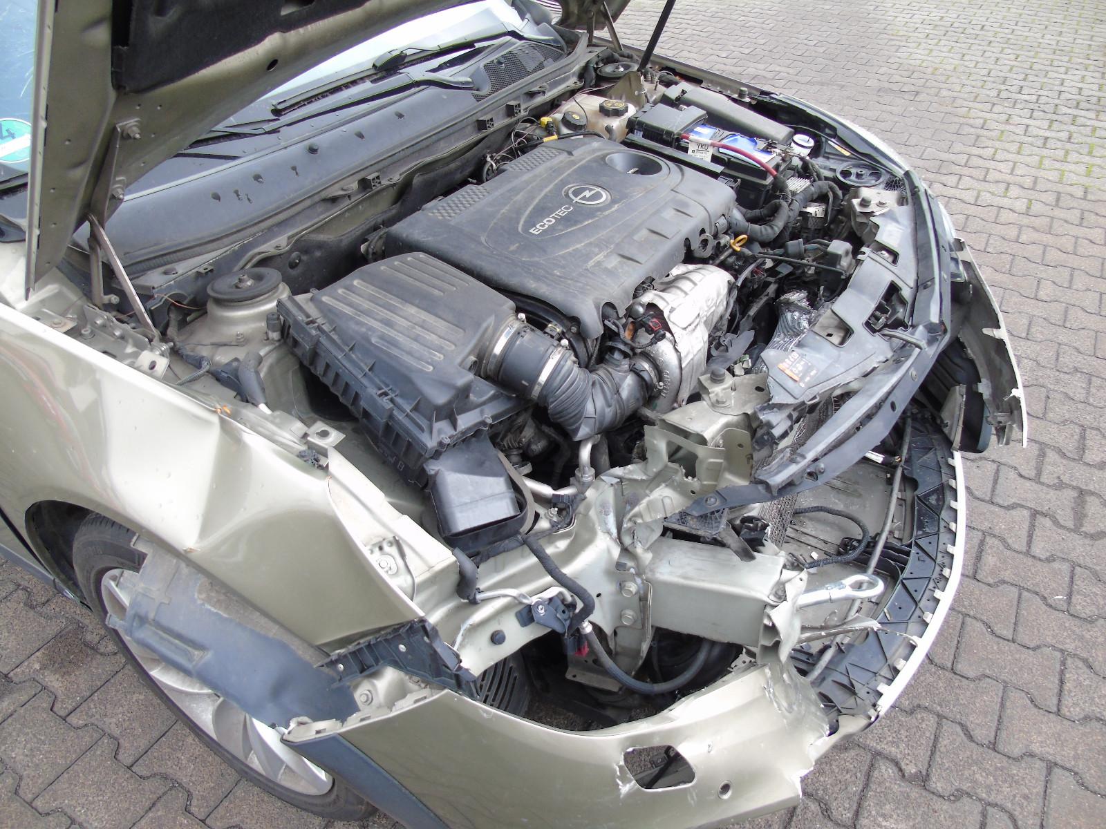 Opel Insignia 2015 — photo 10