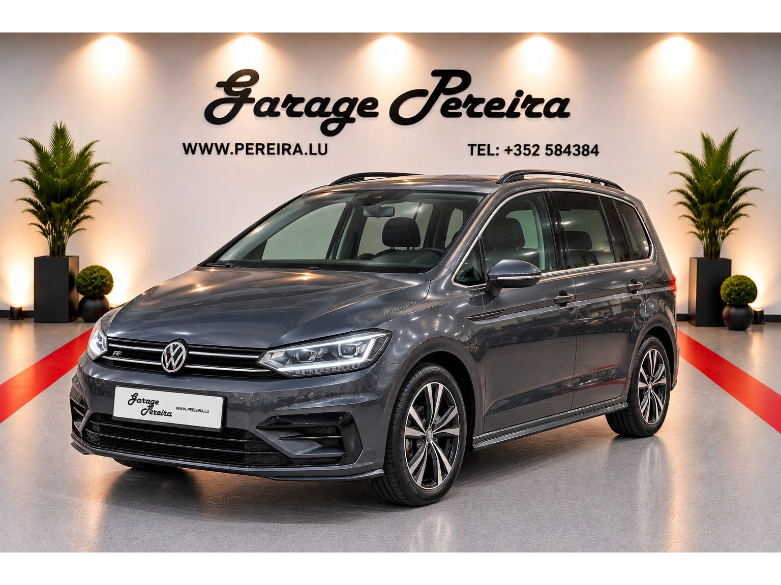 Volkswagen Touran NEW MODEL 2.0 TDI 150 DSG R-LINE 7 SITZE  imagem 2