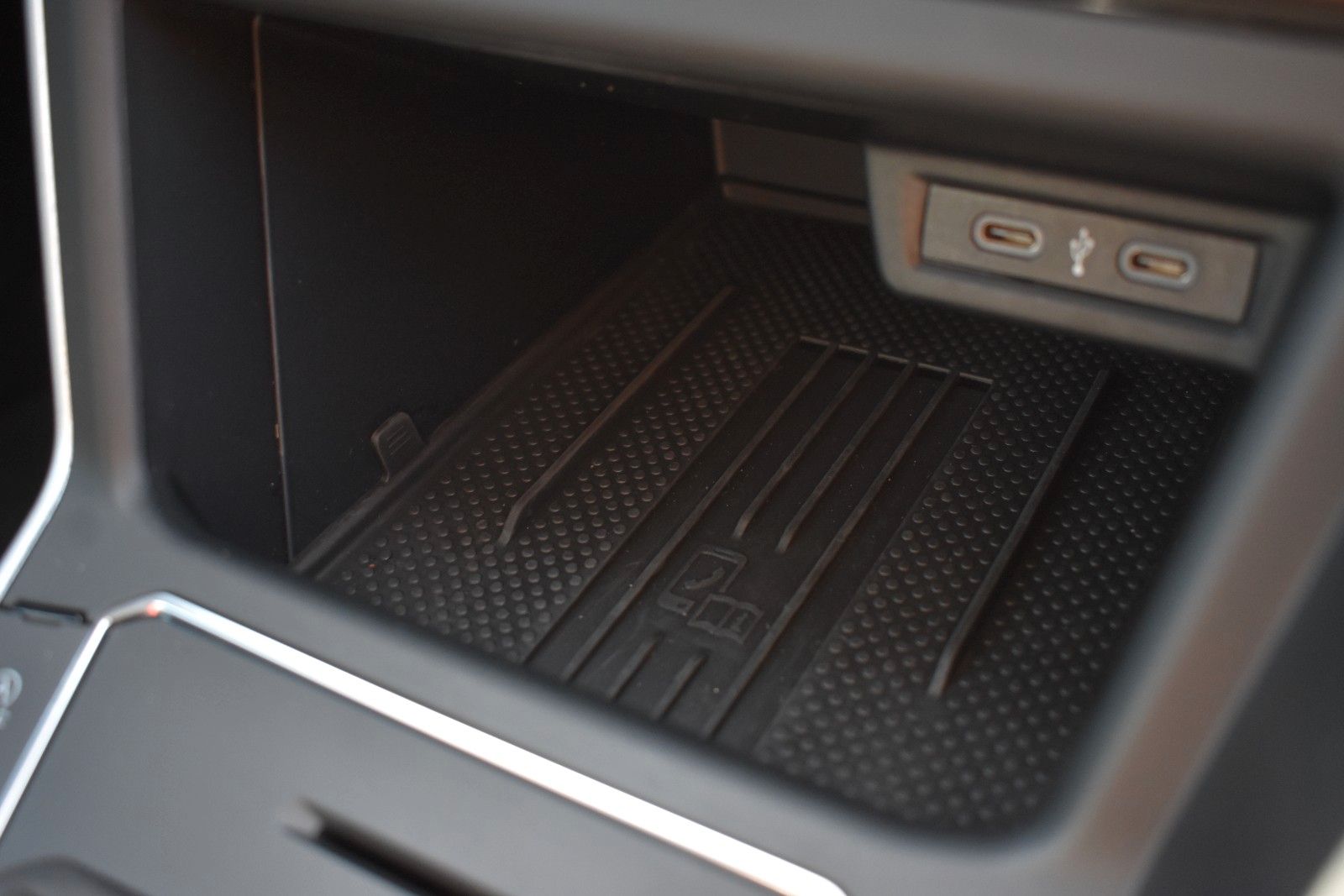 Fahrzeugabbildung Volkswagen Polo VI Goal LED/Tempomat/Carplay/SHZ