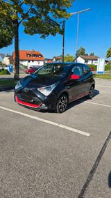 Toyota Aygo (X) x-play club / Carplay / HU neu - Toyota Aygo (X) in München