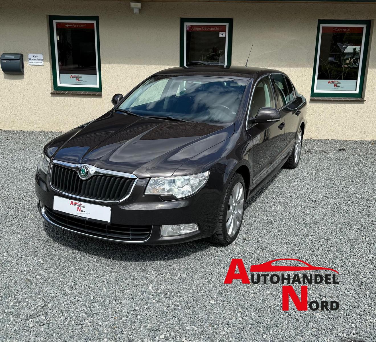 Skoda Superb Automatik  3,6L 4X4  AHK PDC Sitzheizung