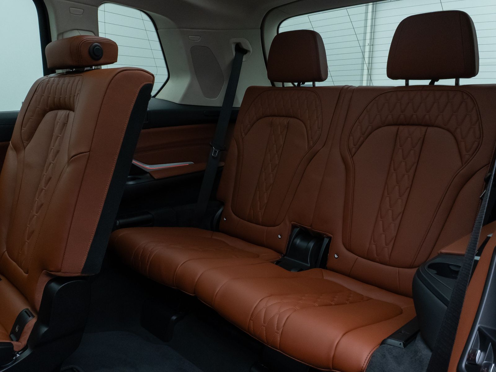 Fahrzeugabbildung BMW X7 xD40d Panorama 360°HUD DAB H/K Massage SoftCl