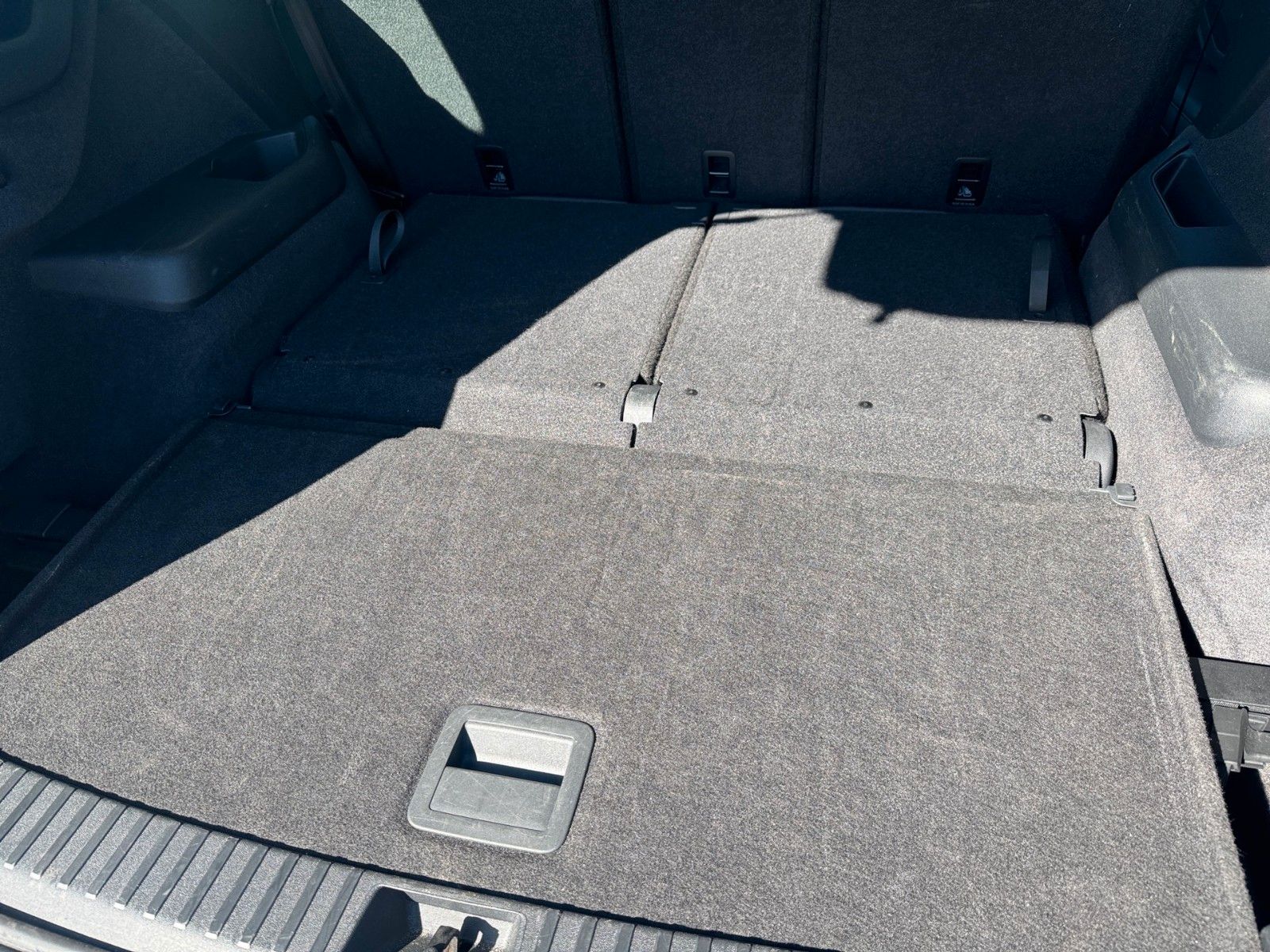 Fahrzeugabbildung Volkswagen Tayron Life 1.5 TSI
