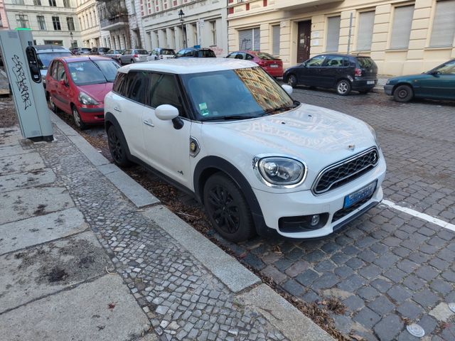 MINI Cooper SE Countryman ALL4 Plug-in Hybrid