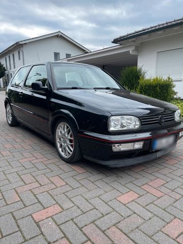 Volkswagen Golf 2.0 GTI 16 V 20 Jahre GTI ...