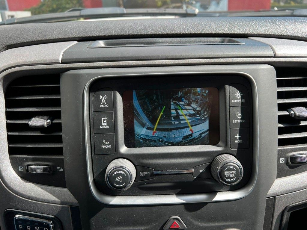 Fahrzeugabbildung Dodge RAM 1500 3.6 Extended Cab Tradesmen *4X4