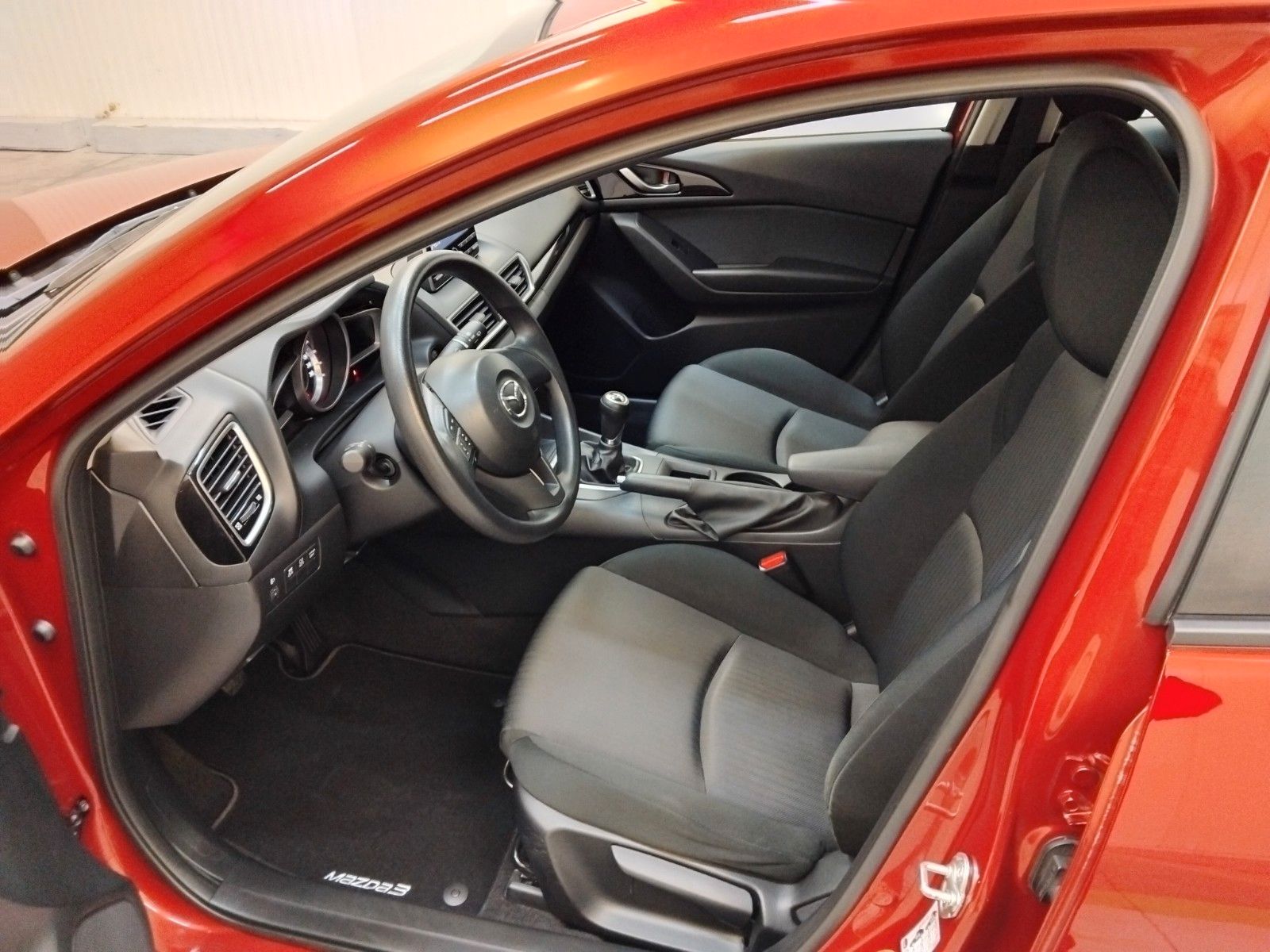 Mazda 3 (06/2014, Benzin)