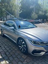 Volkswagen Arteon 2.0 TDI SCR DSG R-Line R-Line - Volkswagen Arteon mit Diesel-Antrieb: Panorama-Dach, Limousine