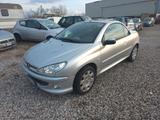 Peugeot 206 1.6 16V CC Enfant Terrible - Peugeot 206: Coupe