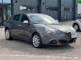 Alfa Romeo Giulietta 2.0 JTDM Turismo Automatik Xenon Bluet - Alfa Romeo Giulietta: 2.0