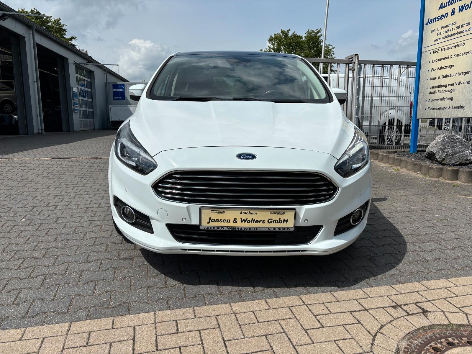 Ford S-MAX Titanium 2,0 7 Sitzer TOP Ausstattung