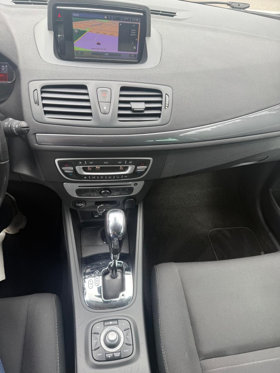 Renault Megane 2015 — photo 13