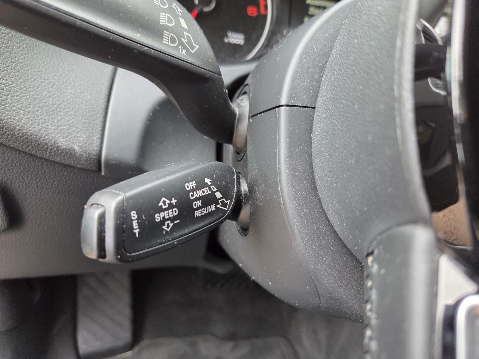 Audi Q5 2.0 TDI S tronic S-line Xenon Navi LED
