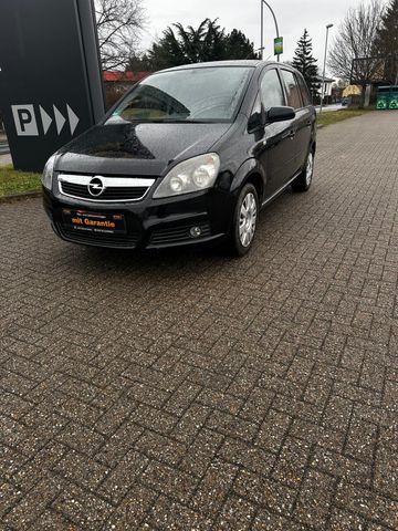 Opel Zafira 7Sitzer Tempomat navi  Bezin Gas