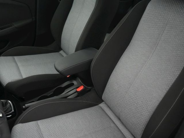 Corsa F FACELIFT+LED+SITZ-/LENKRADHEIZUNG+INDUKT