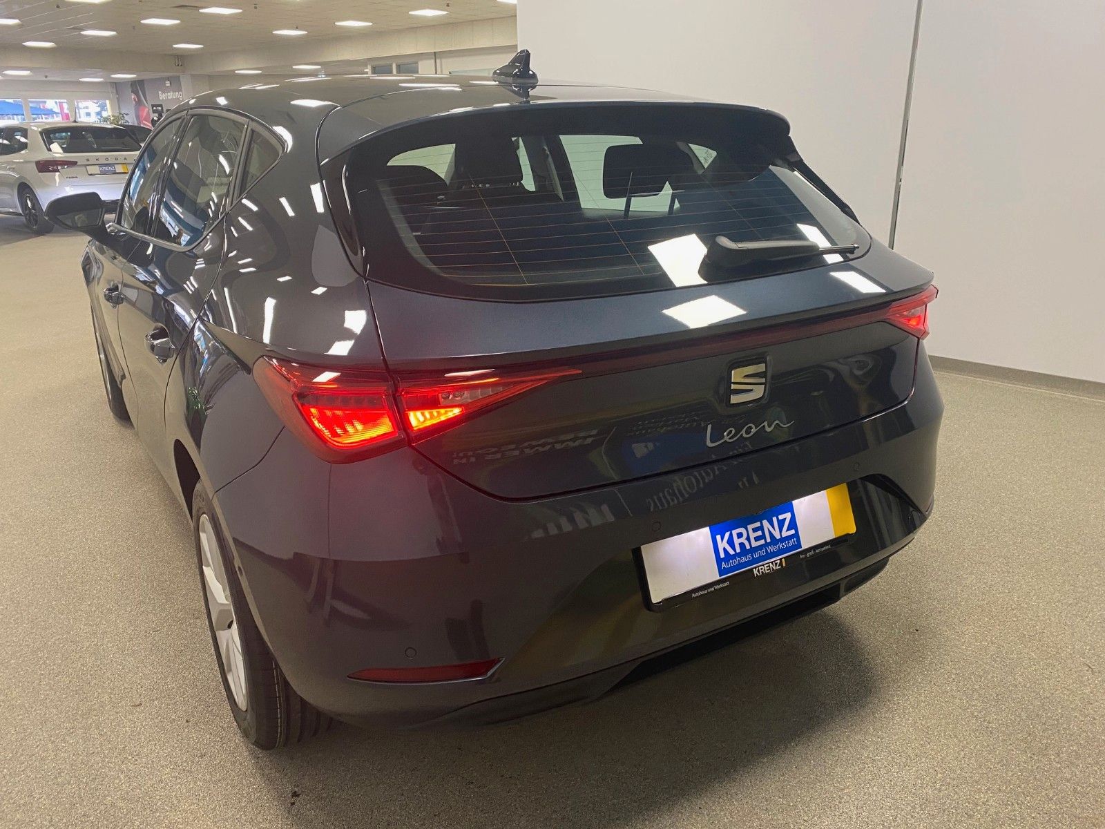 Fahrzeugabbildung SEAT Leon 1.5 TSI STYLE+R Kamera+ACC+3 Zonen KLIMA+BC