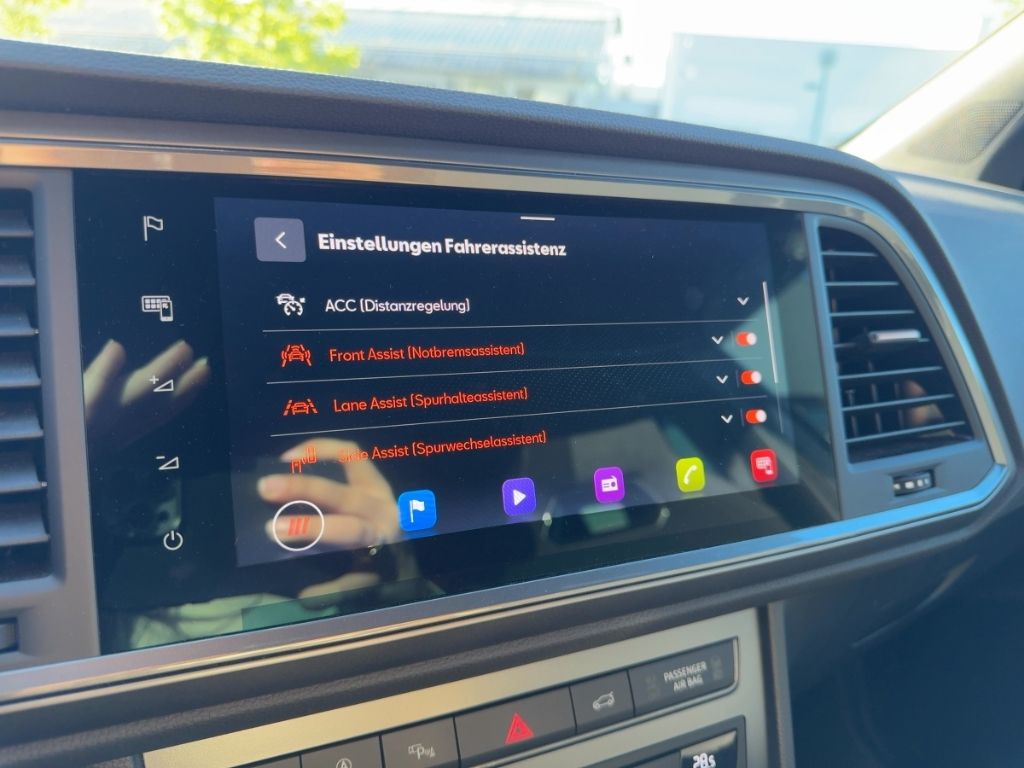 Fahrzeugabbildung CUPRA Ateca NAVI,19'', Sitzheizung,Totwinkel, ACC, Hec