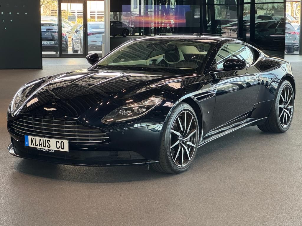 Aston Martin DB11