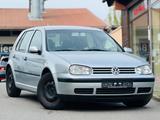 Volkswagen Golf 1.6 Auto Champ - Volkswagen Golf: Champ