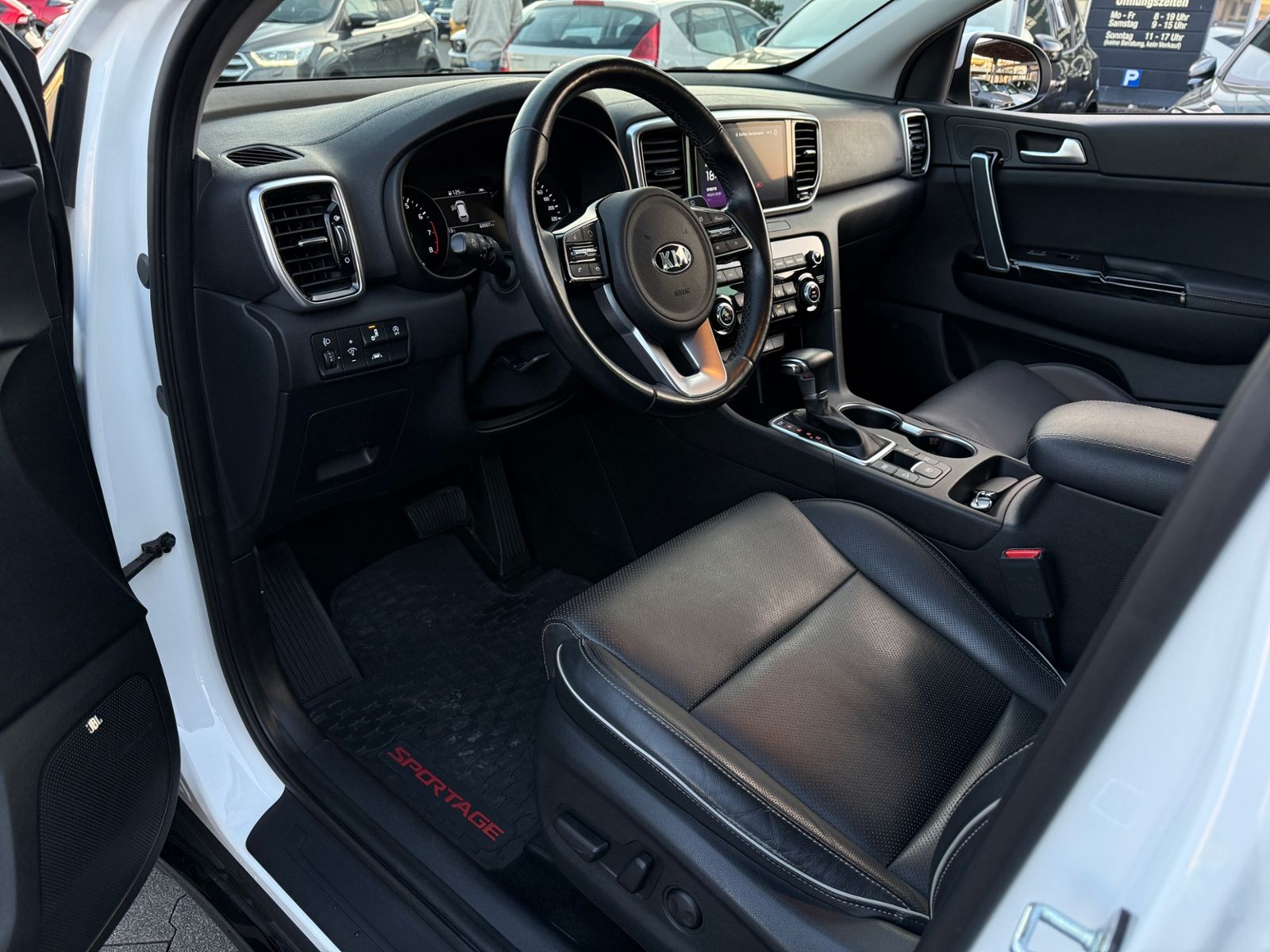 Fahrzeugabbildung Kia Sportage Black Edition KAM LED NAVI