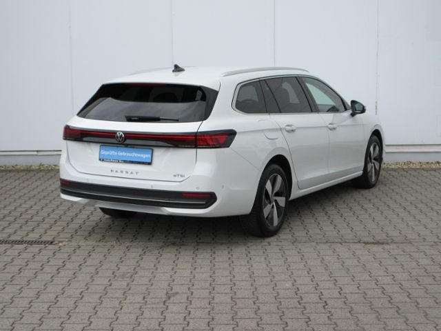 Passat Variant 1.5 eTSI DSG IQ.DRIVE/AHK/LED/NAV