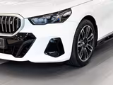 BMW i5 eDrive40 M Sport ACC RFK NAVI Standh. LED LM - BMW i5 in Frankfurt (Main)