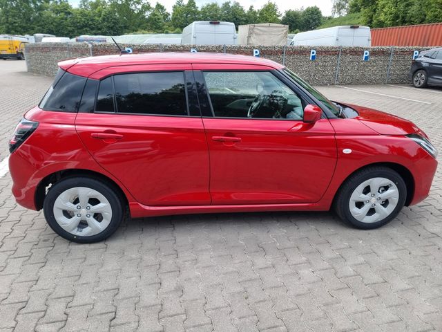 Suzuki SWIFT 1.2 Dualjet Comfort Allgrip Hybrid 4x4