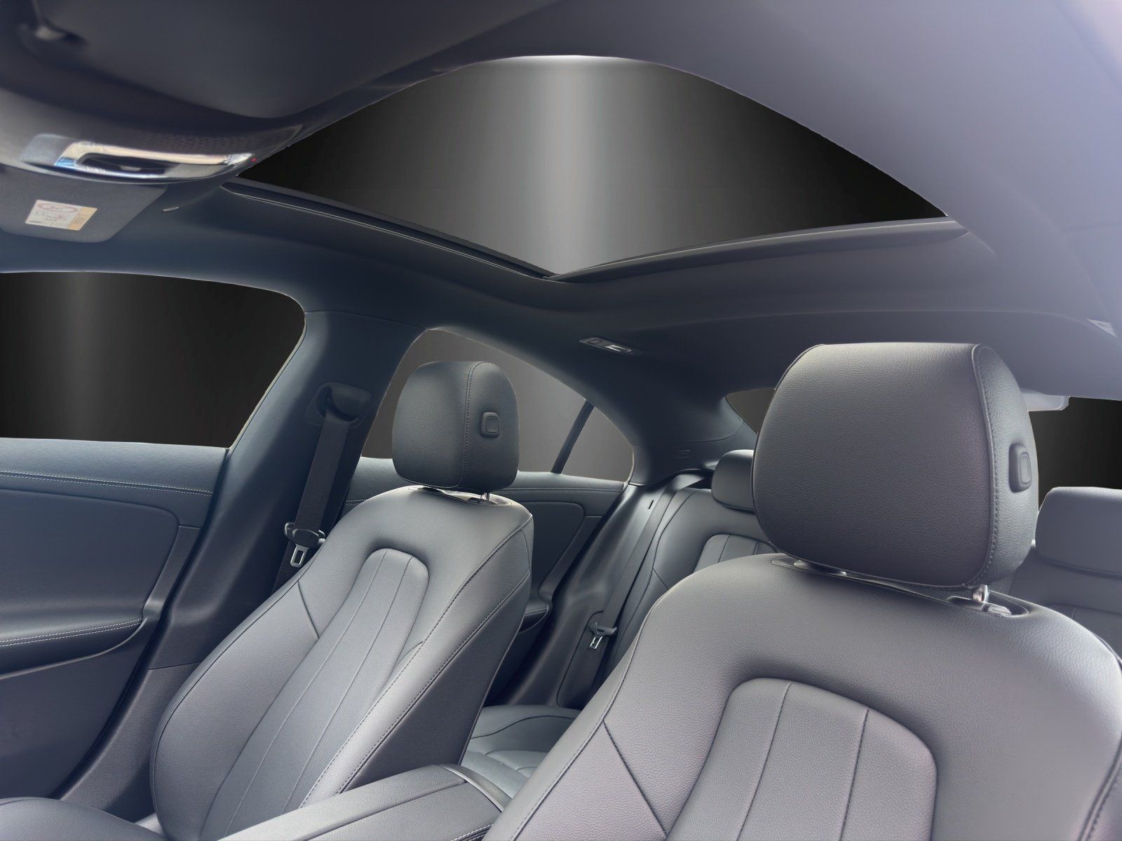 Fahrzeugabbildung Mercedes-Benz CLA200d Adv.Plus MAGNO Pano DISTRO Burme AHK DWA