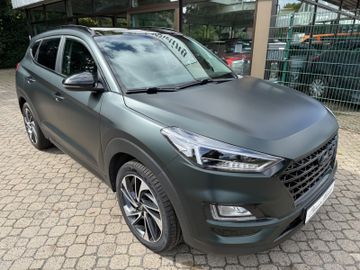 Hyundai TUCSON - 1