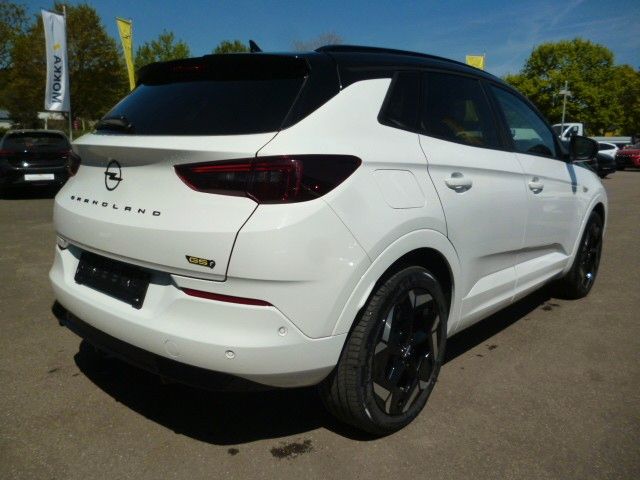 Grandland 5-tg. 1,6 PI-Hybr. 4x4 Automatik GS-e