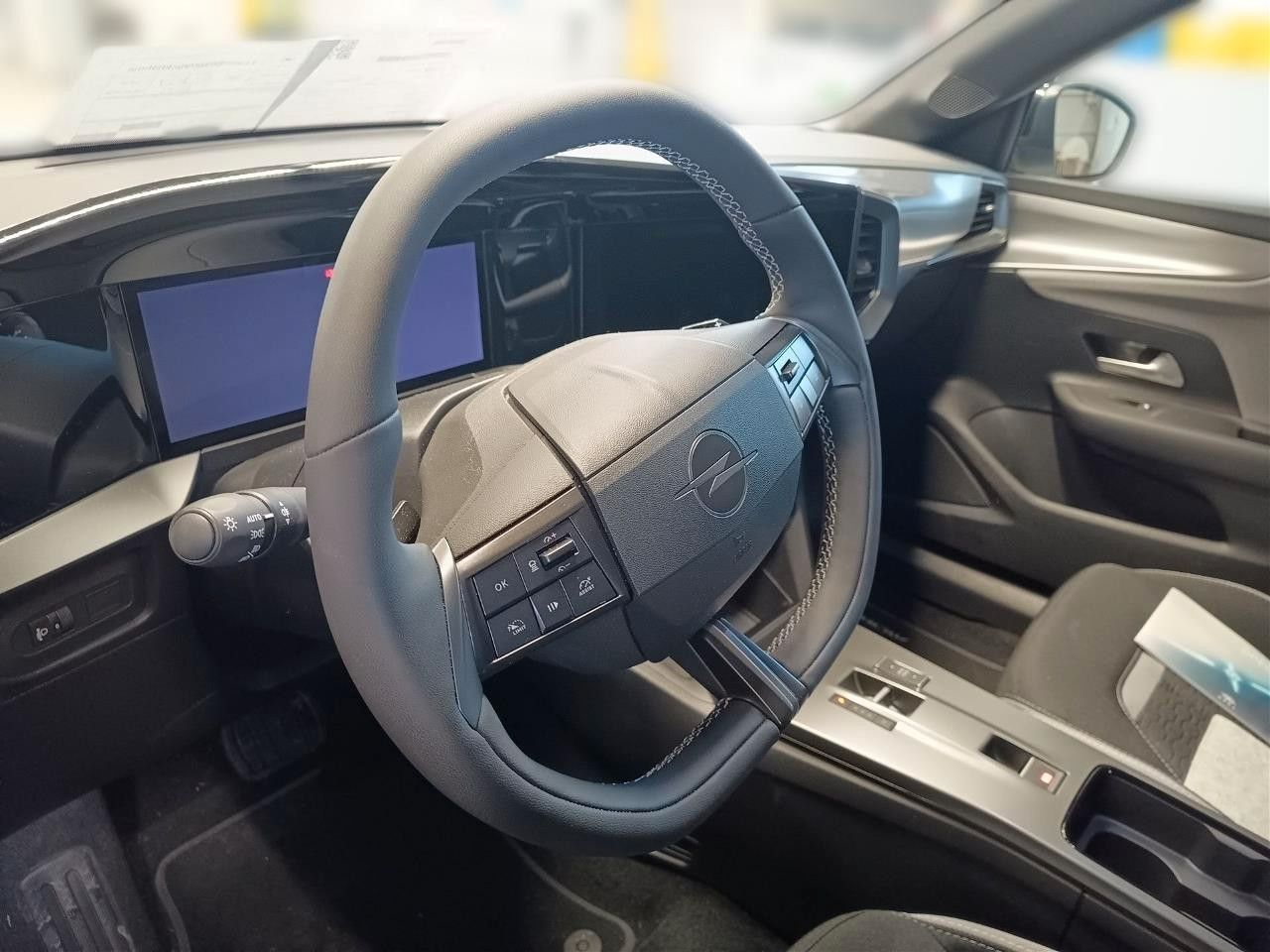 Fahrzeugabbildung Opel Mokka Edition Hybrid/Automatik/Navi!