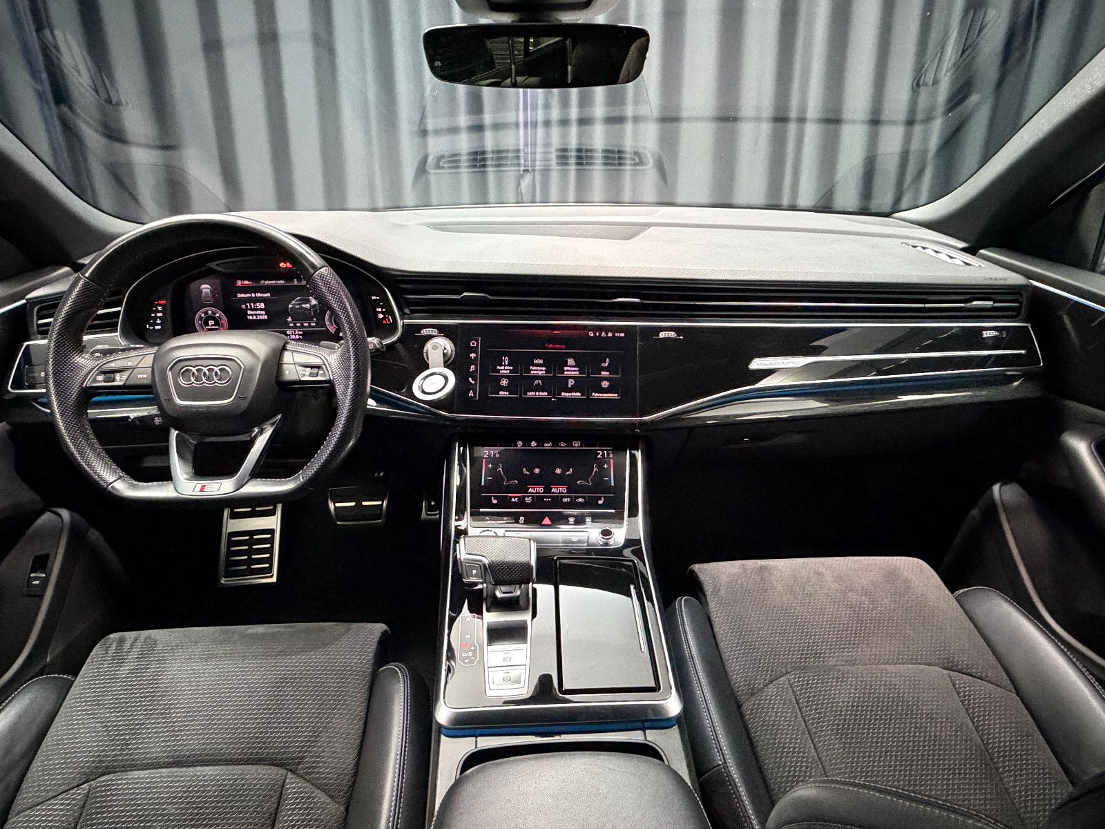 Fahrzeugabbildung Audi Q8 50 TDI quattro |MATRIX|AHK|LUFT