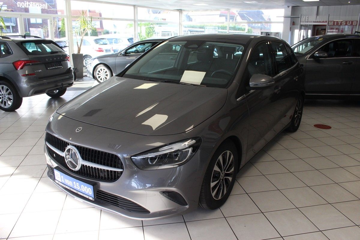 Mercedes-Benz B 180 LED LEDER NAVI