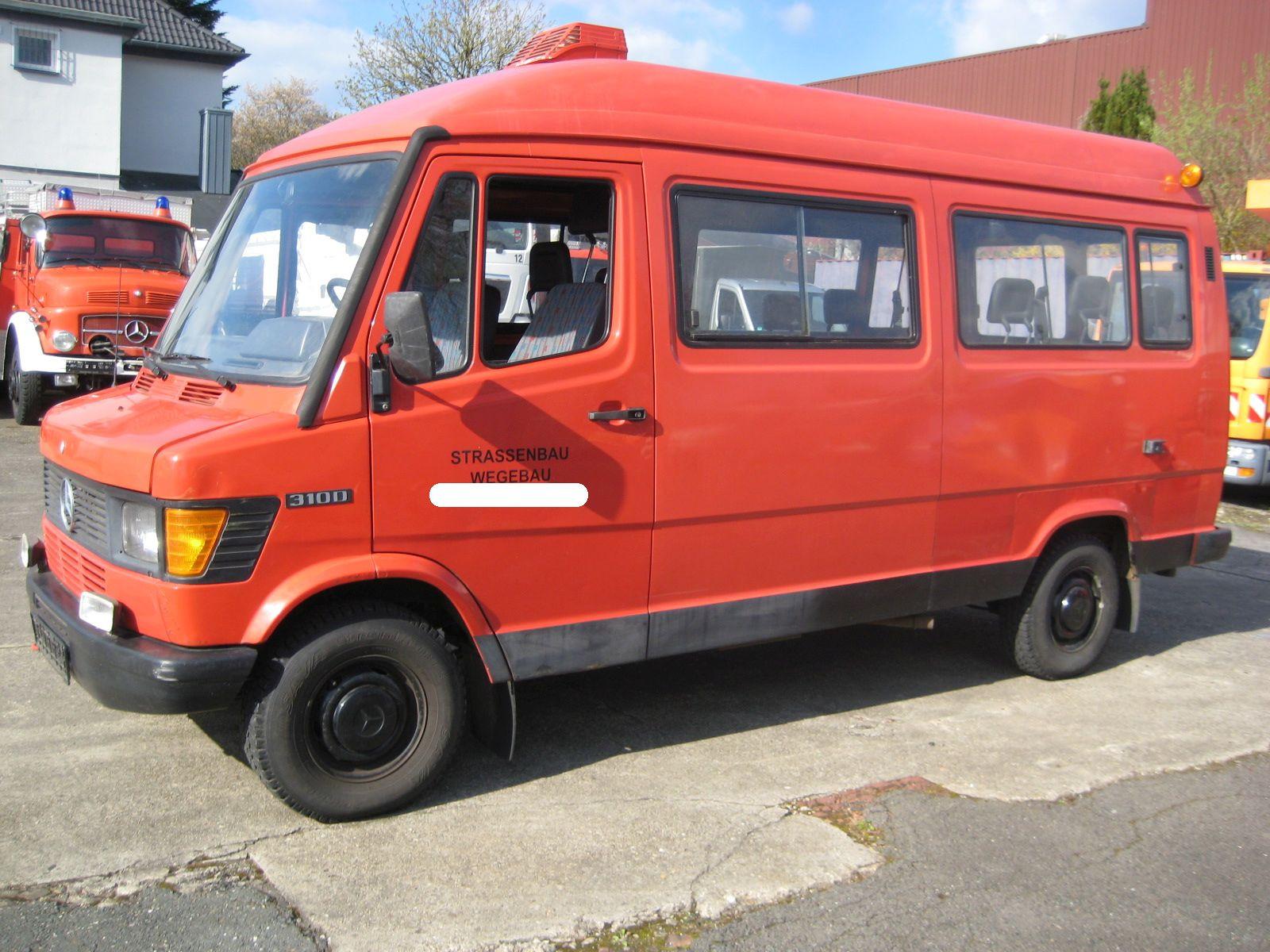 Mercedes-Benz 310 D-KA hoch/lang Feuerwehr LKW 9-Sitzer Servo
