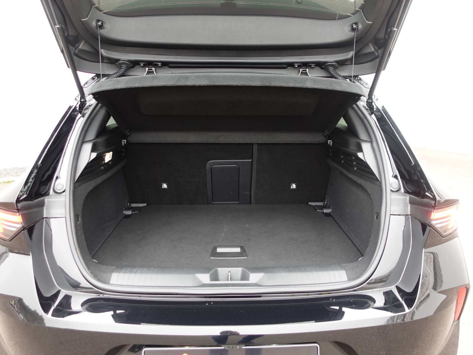 Fahrzeugabbildung Opel Astra 1.2Turbo GS 48V Hybrid eDCT Navi,Kamera,SH